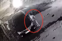 Khởi tố quý bà sang chảnh cào xước ô tô Camry