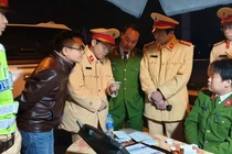 Cảnh sát kiểm tra lái xe container phát hiện tài xế dương tính với ma túy