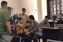 Vợ lái xe container đâm Innova nói gì việc Tòa tối cao rút hồ sơ