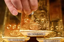 Giá vàng hôm nay 5/3: Tiếp tục vào đà tăng cao