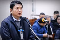 Ông Đinh La Thăng: Chọn PVC theo chỉ thị “người Việt dùng hàng Việt“