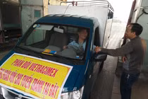 Yêu cầu chủ đầu tư trạm BOT Bắc Thăng Long - Nội Bài đối thoại với tài xế “cắm chốt”