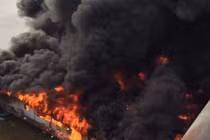 Tuyên Quang: Quán thuyền chài cháy ngùn ngụt đúng mùng 6 Tết