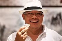 Chưa thoát án bán lụa Tàu: Khaisilk âm thầm bán 2 lâu đài ngàn tỷ