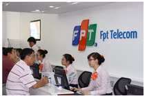 FPT “đứt” Internet, khách méo mặt... nhân viên tửng tưng “bảo trì đường truyền”