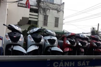 Đồng Nai: Lật tẩy công nghệ "phù phép" xe gian thành xe tay ga cao cấp