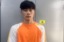 Được bạn facebook mời ra Hà Nội chơi, gái trẻ bị cướp sạch tài sản