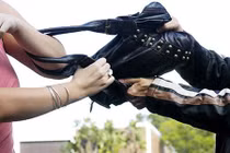 Thực hư nữ kế toán bị cướp 400 triệu trên phố HN