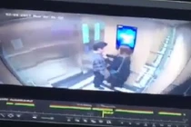 Video: Cô gái bị sàm sỡ trong thang máy chung cư Golden Palm