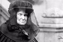 Cuộc sống bần cùng của người đàn bà giàu nhất nước Mỹ 