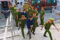 Ông Trần Bắc Hà bị bắt buộc có mặt tại phiên xử Phạm Công Danh