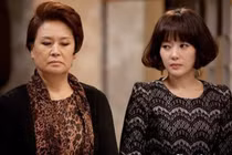 Khổ nhục vì mẹ chồng coi thường con dâu lương 6 triệu/tháng