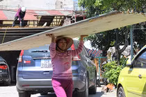 Cận cảnh cưỡng chế hàng chục nhà hàng trên đường Nguyễn Khánh Toàn