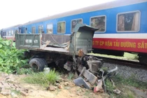 Thái Nguyên: Bị tàu hỏa tông, người đàn ông bị cán lìa đầu