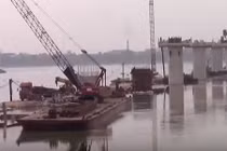 Nguyên nhân sập cẩu công trường làm 2 người chết ở Ba Vì