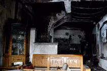 Cận cảnh ngôi nhà bị cháy làm 4 người tử vong ở HN