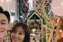 Soi chân dung bạn trai nhìn qua đã biết là nam thần của Văn Mai Hương