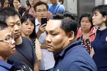 Người bị tố đe dọa cư dân chung cư Carina Plaza là ai?