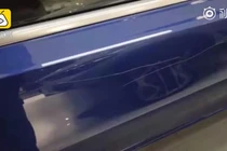 Nghịch tử phá xe BMW bày bán ở đại lý để ép phụ huynh mua 