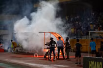 Làm gì để thầy trò ông Park bị phạt ở trận tiếp Malaysia?