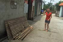 Run lập cập nhớ lại phút người chồng đâm chết vợ, truy sát anh vợ