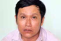 Rùng mình tội ác kẻ chích điện giết vợ, đâm chết con