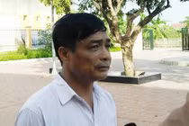 Kỷ luật Chủ tịch xã ký xác nhận “bôi xấu” lý lịch dân ở HN