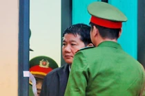 Câu trả lời bất ngờ của ông Thăng với luật sư về EPC 33