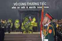 Những giọt nước mắt nghẹn ngào tiễn biệt phi công Nguyễn Thành Trung