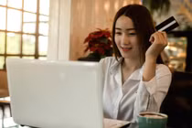Giới trẻ TQ nợ nần ngập đầu vì vay nợ online 
