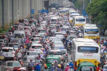 Thu phí xe vào nội đô: Nói nhiều rồi, giờ là lúc Hà Nội thực hiện