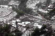 Không khí lạnh tăng cường, vùng núi cao có băng giá