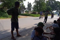 Vợ thất kinh thấy chồng quản trang chết treo cổ ở Hà Nội