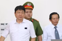 Đồng phạm ông Thăng đổ vấy chuyện mất 800 tỷ cho "bộ sậu" OceanBank