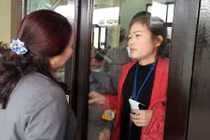 Ảnh: Hành khách mếu máo vì không kịp lên tàu về quê ăn Tết