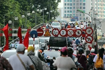 Dân ùn ùn rời thủ đô về quê nghỉ lễ Quốc khánh 2/9