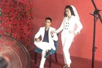 Xôn xao thông tin hiện tượng mạng Lệ Rơi bất ngờ lấy vợ hơn tuổi?