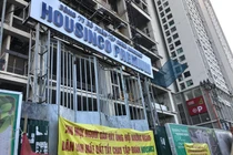 Housinco Premium Tân Triều sai phạm: Dân căng băng rôn đòi đất, UBND xã cố ý để “lọt” vi phạm?