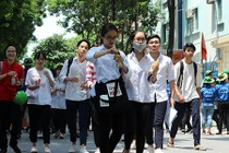 Ngày thi THPT Quốc gia 2017 cuối cùng: Thí sinh cười tươi vì đề thi dễ thở
