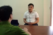 Tình tiết nóng vụ giết người vì bạn gái bị "vuốt má"