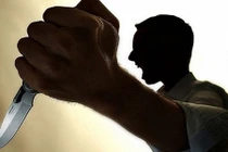 Tài xế taxi cầm dao đâm đồng nghiệp tử vong