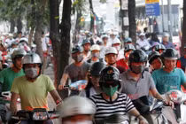 Ảnh người Hà Nội khổ sở vượt cửa ngõ phía tây Thủ đô