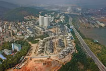 CEO Group, các ông lớn địa ốc “mơi” lãi suất condotel 10-12%/năm: khách dễ “chết chìm“?