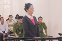 Nữ đại gia bày “trò ma” để “ăn” hàng nghìn m2 đất biệt thự