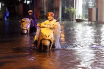 Toàn cảnh Hà Nội ngập úng do ảnh hưởng của bão số 3 