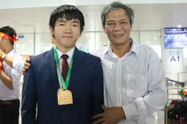 Nam sinh có điểm cao nhất Olympic Toán quốc tế sang Singapore du học