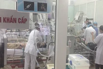 Hà Nội: 6 trẻ nhỏ uống thuốc diệt chuột nhập viện cấp cứu