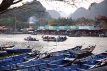 4.000 đò chở khách trẩy hội chùa Hương 2019 có gì đặc biệt?