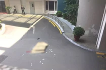 Người đàn ông nghi nhảy lầu tự tử tại Trung tâm thương mại 