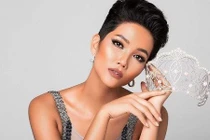 Nóng: H'Hen Niê thừa nhận đang yêu "bạn trai hơn 3 tuổi"